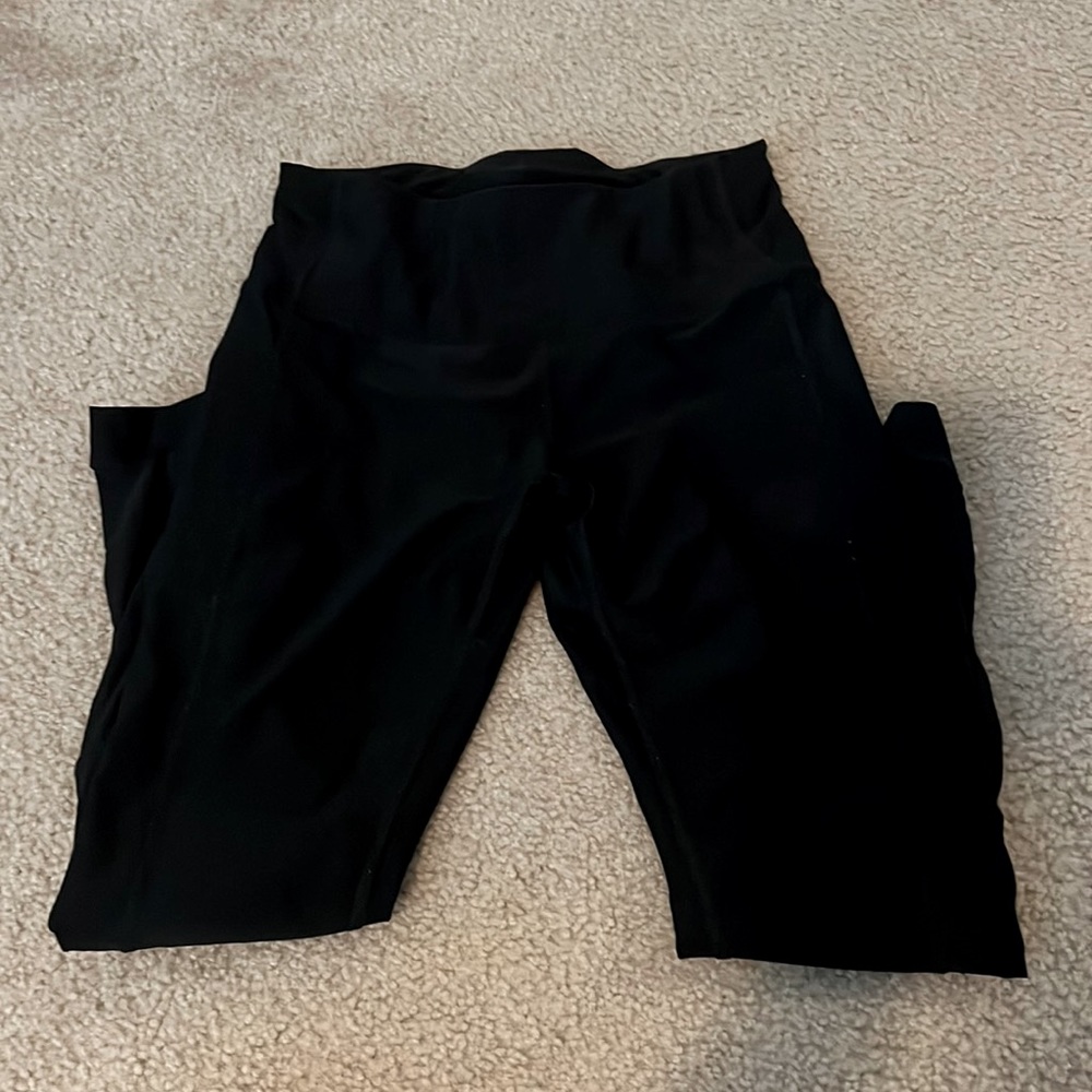 Black leggings